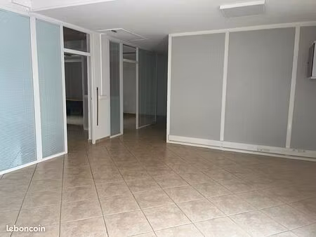 local commercial 100 m² beynost