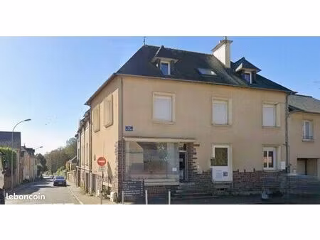 local commercial 72 m² bruz