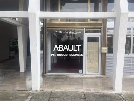 local commercial 25 m² la grande motte