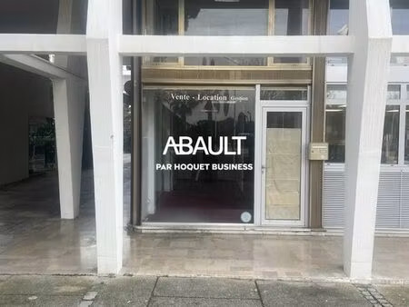 murs commerciaux 25 m² la grande motte