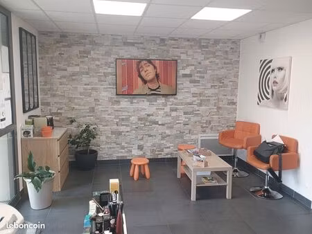 local commercial 45 m²