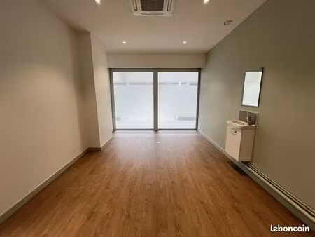 local 19 m² reims