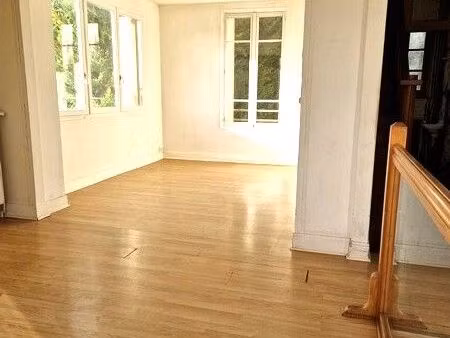 maison à rénover - 147 m²