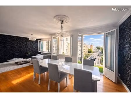 t2 lumineux 60 m² – possibilité t3 – balcon sud – parking privé – jardin privé – tram beau