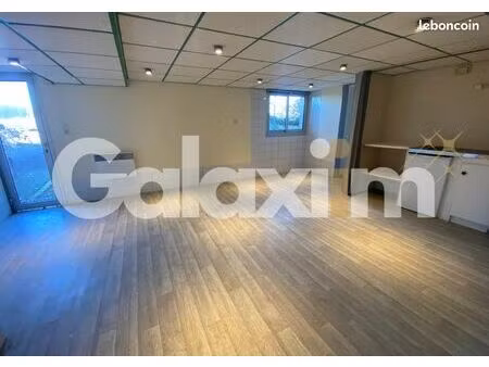 bureaux 28 m² pacé