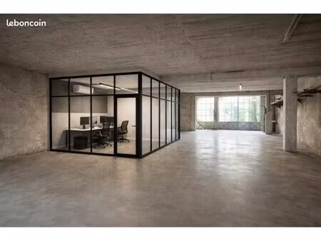 hangar   stockage   bureau pmr