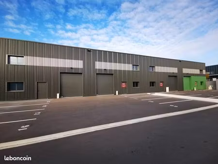 local d'activite 200 m² reims