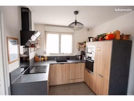 ? marcq-en-barœul : maison 100% rénovée à 2 pas du tramway