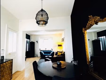 maison de ville 4 pièces avec cour