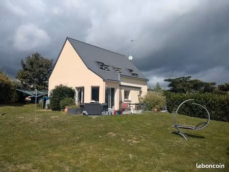 belle maison proche bourg