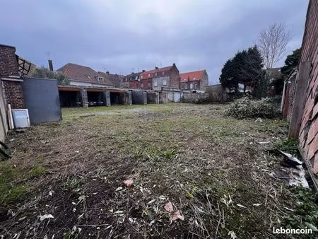 terrain constructible 605m2