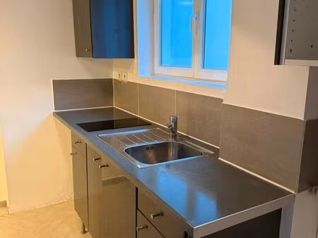 appartement 2 pièces - epernon centre (28230)