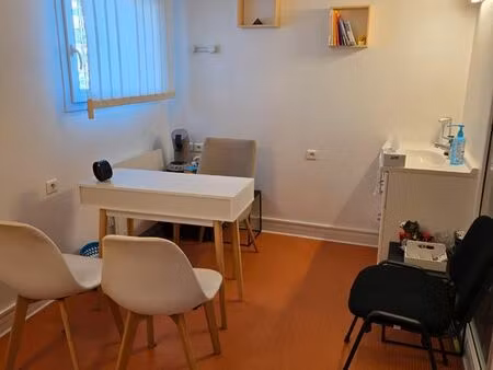 cabinet paramédical – bureau 8 m² disponible dès mai – reims