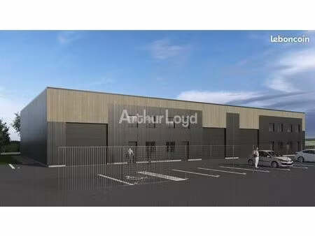 local d'activité 1 287 m²