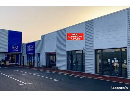 local professionnel à louer – 70 m² – charancieu