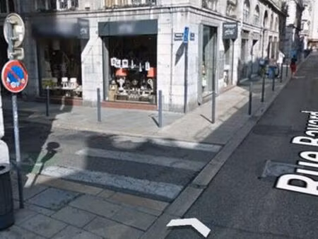 a louer local 165 m2 quartier notre dame