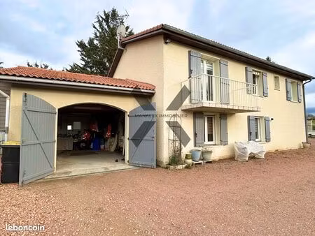 maison 5 pièces 121 m²