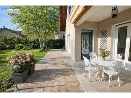 maison individuelle saint germain au mont d'or - refaite à neuf