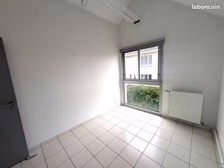 bureaux 9 m² fougères