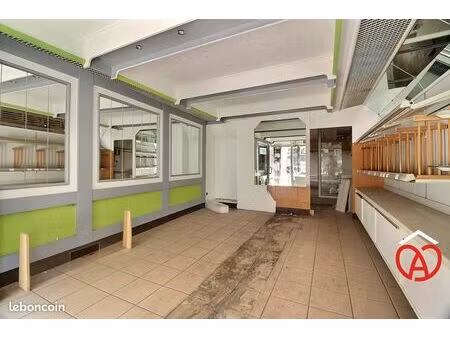 local commercial 83 m² barr