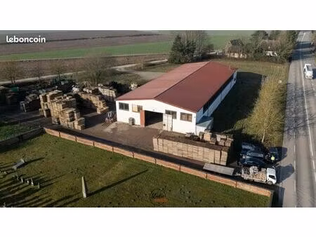 local 1091 m² hatten