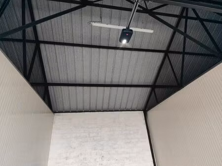 bâtiment de stockage