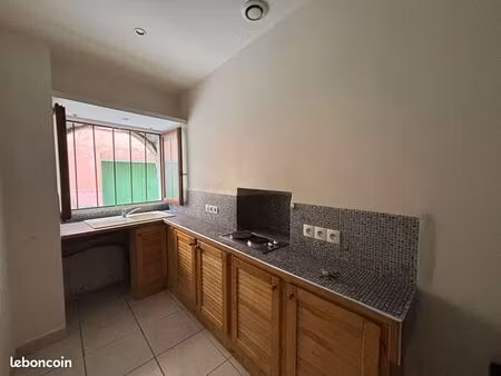 immeuble 75 m² saint maximin la sainte baume