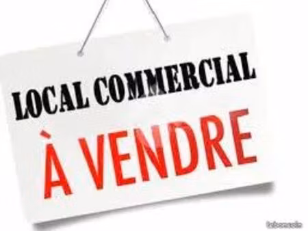 local commercial loué 8% net