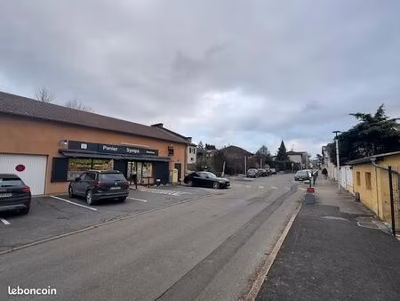 local commercial 78 m²