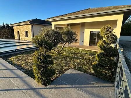 maison contemporaine d’exception avec piscine et prestations haut de gamme