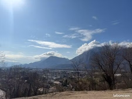 terrain 1318m2 fontanil-cornillon