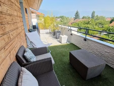 4 pièces dernier étage vue jura