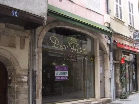 local d'activités 102 m² chalon sur saone