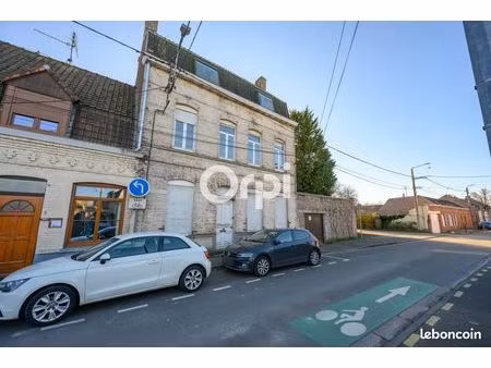 maison 6 pièces 240 m²