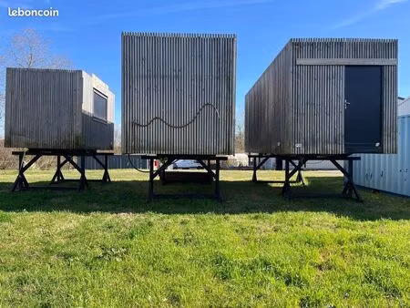 box à vendre – idéal stockage / activité pro – restauration possible