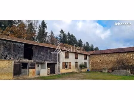 maison 5 pièces 373 m²