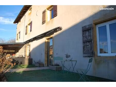 maison de campagne avec vue panoramique