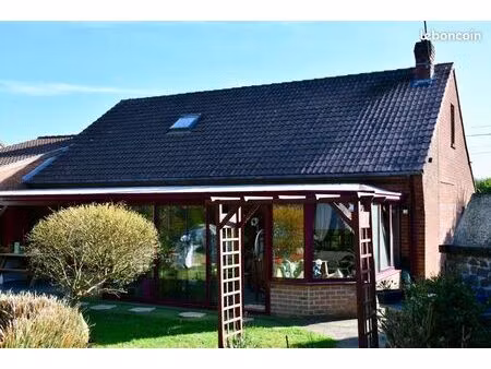 pavillon 7 pièces 135 m²