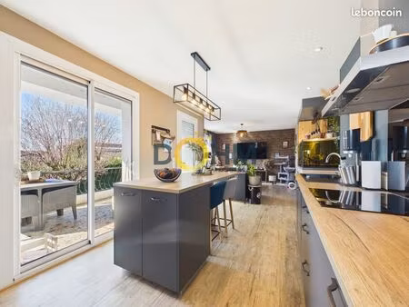 maison 5 pièces 105 m²