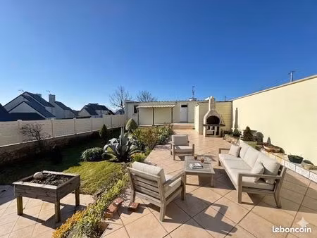 maison 7 pièces 131 m²