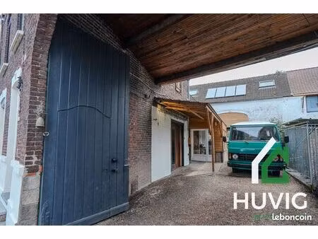 charmante maison rénovée avec grande grange et jardin