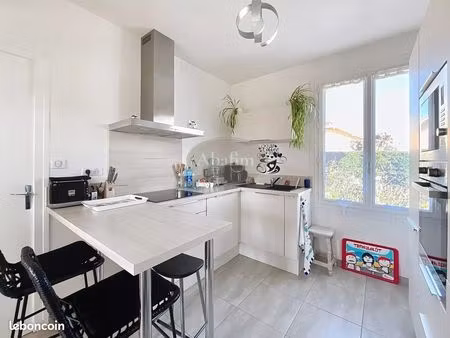 maison 6 pièces 94 m²