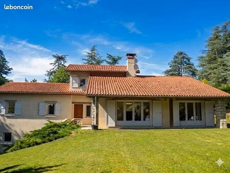 villa 185 m² à la fouillouse