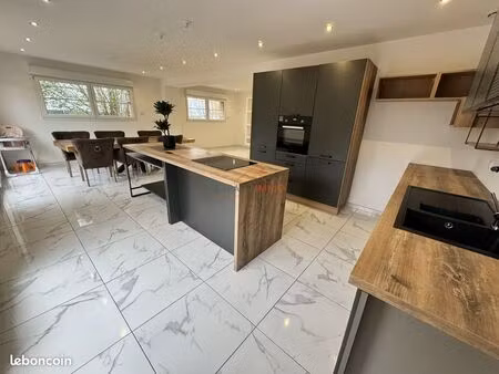 pavillon 6 pièces 138 m²