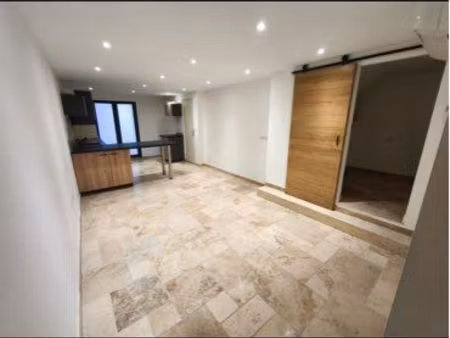 appartement t2 rdc nans les pins