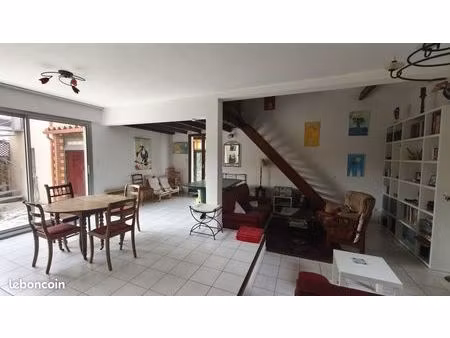 villa 6 pièces 90 m²