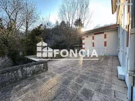 villa 5 pièces 127 m²