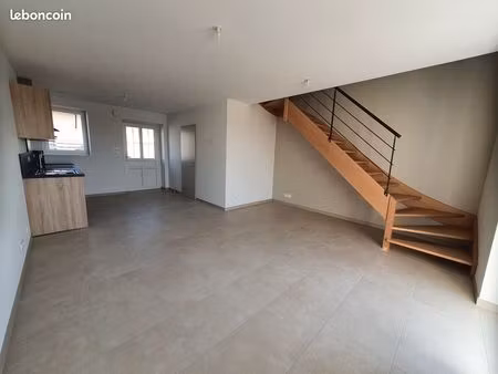 maison 3 pièces 66 m² à la campagne