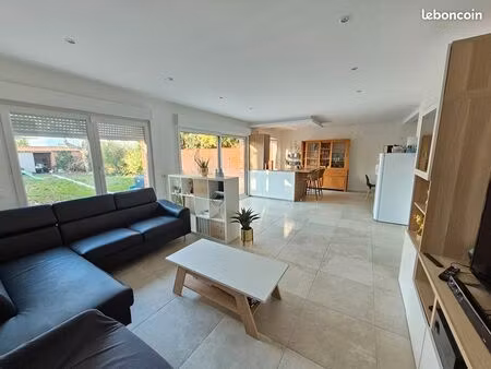 maison 6 pièces 144 m²