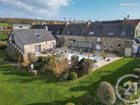 maison 7 pièces 248 m²